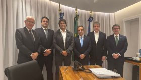 Entidades debatem Reforma Administrativa com deputado Pedro Paulo